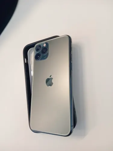 iPhone 11 Pro verde 