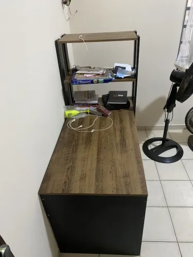 Mesa para Computador com Estante Lateral - Estilo Industrial 1,20 m