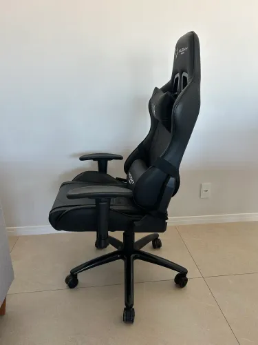 Cadeira Gamer Husky Gaming