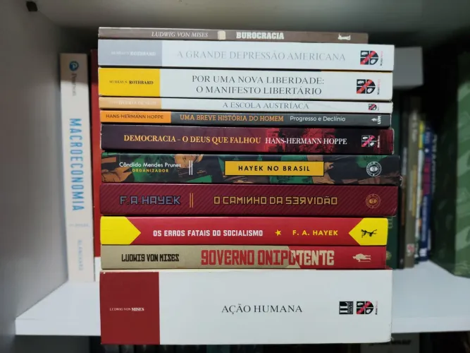 Coleção livros escola austríaca: Von Mises, Hayek, Hoppe, Rothbard e Huerta de Soto