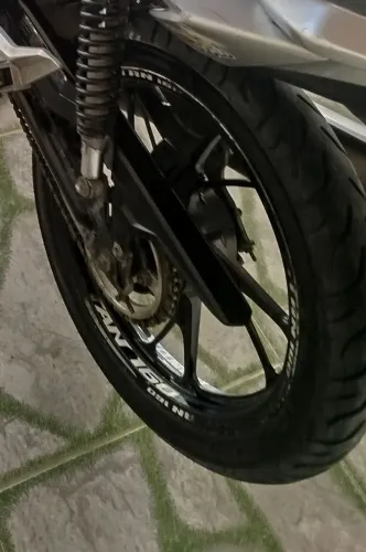 Troco pe de galinha em raiadas inox