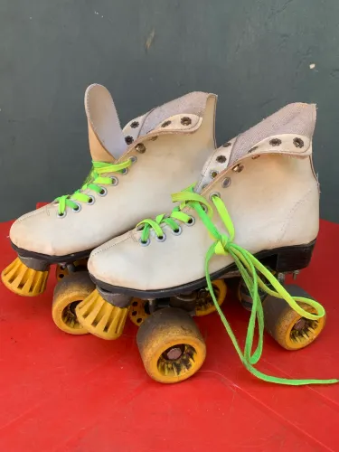 Patins Quad Vintage - modelo antigo, provavelmente anos 70/80