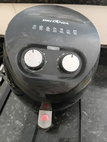 Vende se Airfryer e liquidificador