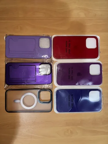 5 cases IPhone 15 Pro Max NOVAS (cinza usada de brinde! )
