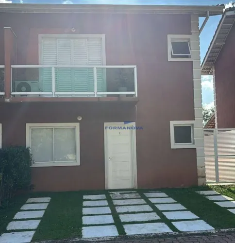 Casa a venda 2 quartos sendo 1 suíte à VENDA na Granja Viana