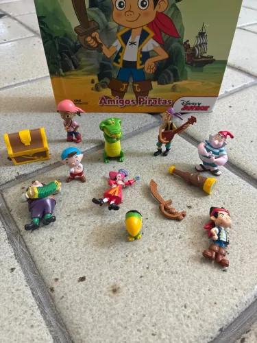 PIRATAS