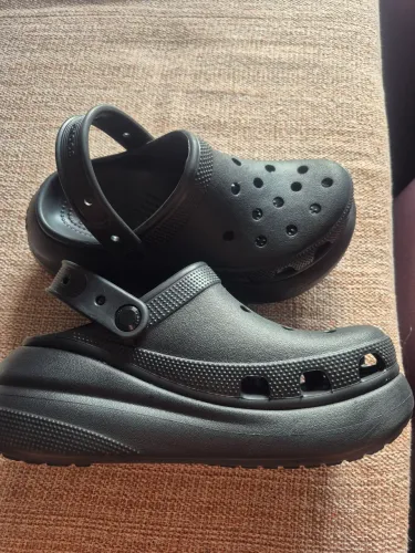 Crocs Classic Crush Clog usada 1x em perfeito estado