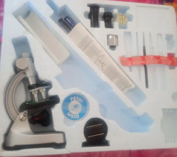 Vendo kit microscópio faltando peças 