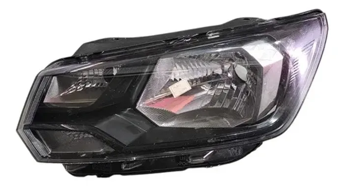 Farol Esquerdo Saveiro G8 2020 Esquerdo/motorista