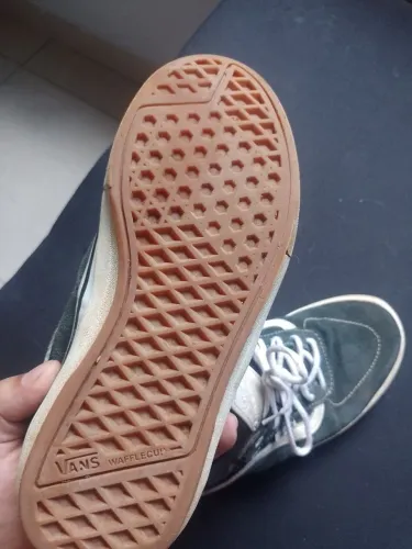 Tênis vans kille walker