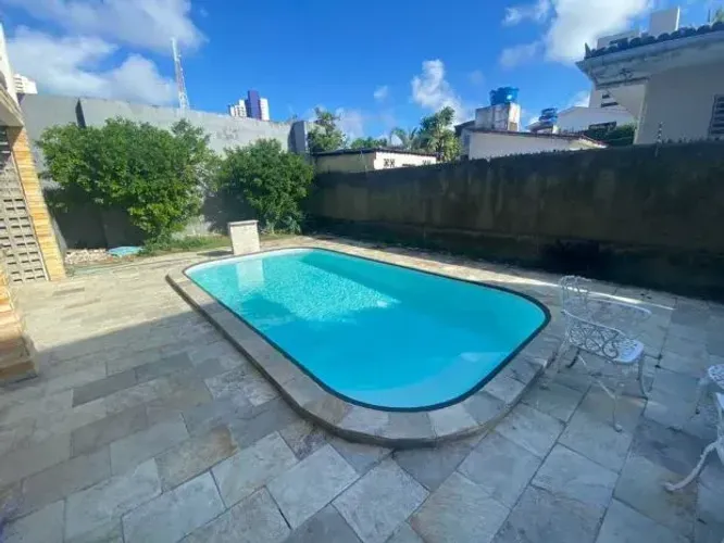 Casa a Venda Bairro dos Estados !!! 18,00 x 33,70 C/478m² de Área construída