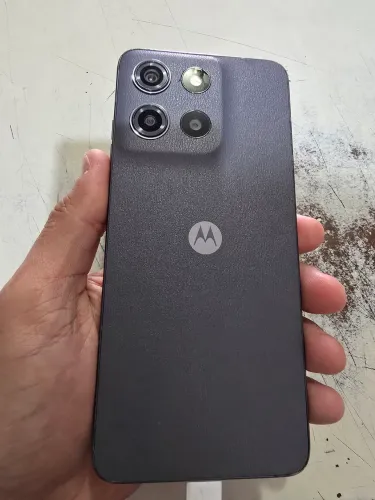 Motorola Moto G15 256GB Pra Sair Logo. Somente Aparelho em 10 x Sem Juros