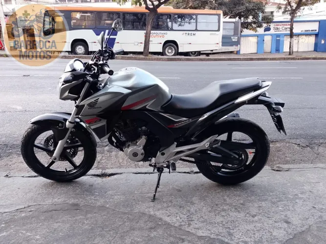 CB 250F TWISTER CBS PRATA 2018/2018