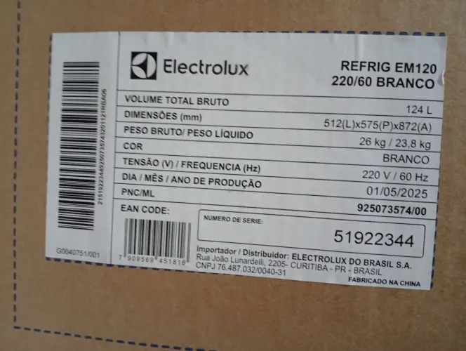 Vende-se esse frigobar novo nunca foi usado