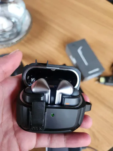 Galaxy Buds 3 Pro ( usado ) com capinha rigida e nota fiscal