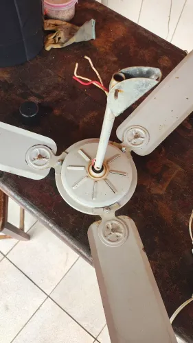 Ventilador de Teto metálico