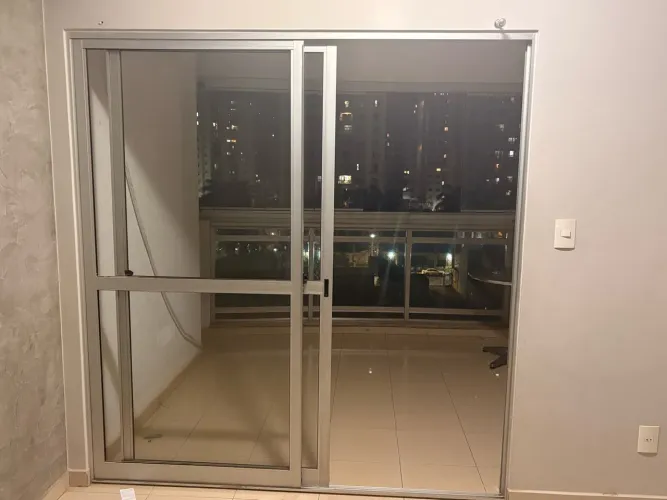 MEGA OPORTUNIDADE: PORTA DE CORRER de vidro
