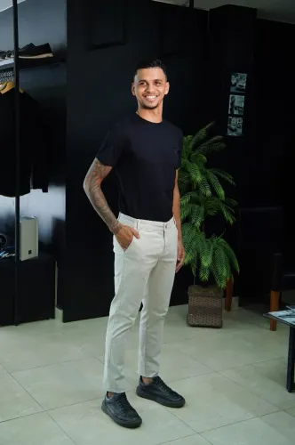 CALÇA SARJA 