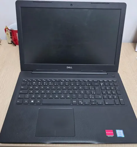 DELL Inspiron 15