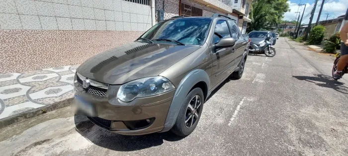 Fiat Strada Trekking 1.6 16V Flex CD 2016