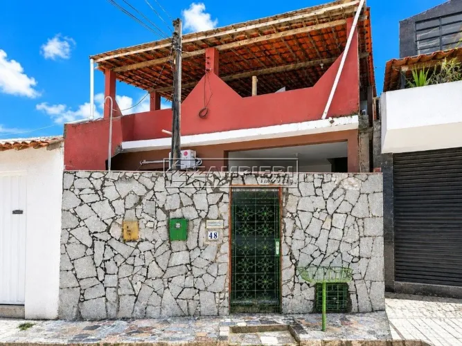 CASA RESIDENCIAL / COMERCIAL PARA LOCAÇÃO NO BARRO DURO