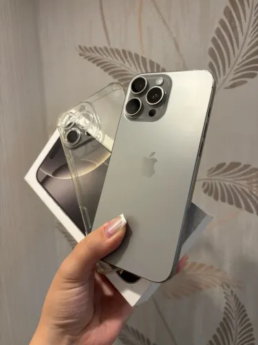iPhone 16 Pro Max 256Gb