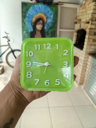 Relógio despertador