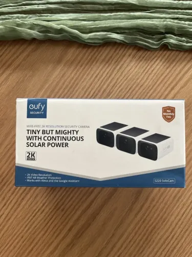 KIT 3 Câmeras eufy Security S220 SoloCam 2K Solar WiFi - Sem Mensalidade