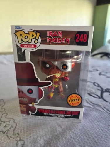 Funko Pop! Rocks Iron Maiden Stranger In A Strange Land Eddie 248 Exclusivo Chase