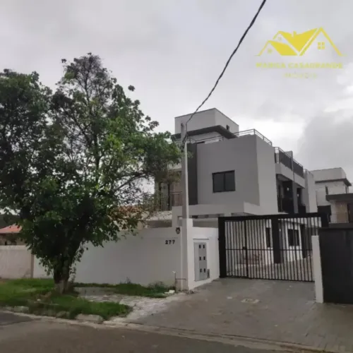 Sobrado com 3 dormitórios à venda, 129 m² - Santa Felicidade - Curitiba/PR
