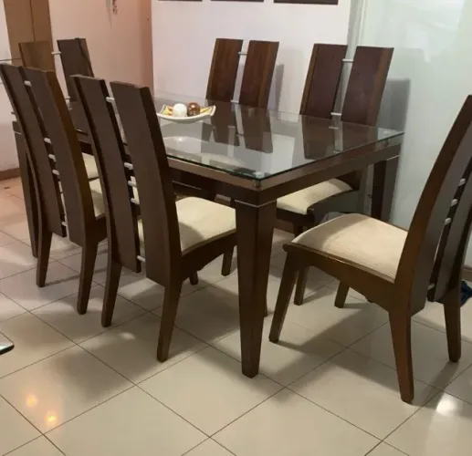Conjunto de Mesa de Jantar 6 lugares + cadeiras + aparador