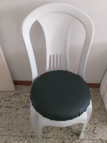 Cadeira Plástica 