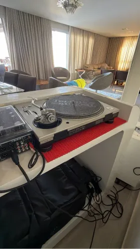 Technics MK5 - Toca Discos