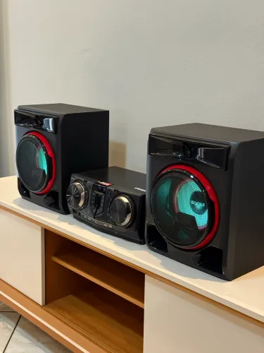 Mini System LG Bluetooth 950W Cd Player FM Karaokê USB CI65 Cor Preto Potência RMS 950 W