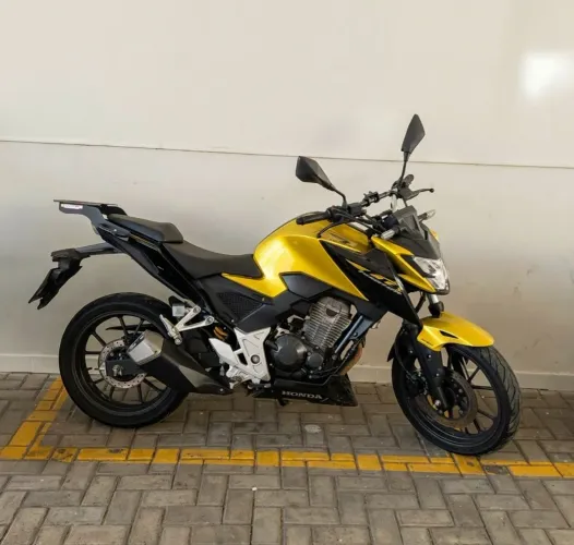 Honda CB300F ABS 2023 - Excelente estado | 19.500 km