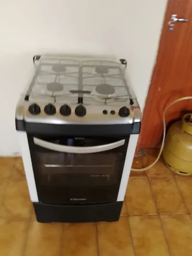 Fogão Eletrolux elétrico