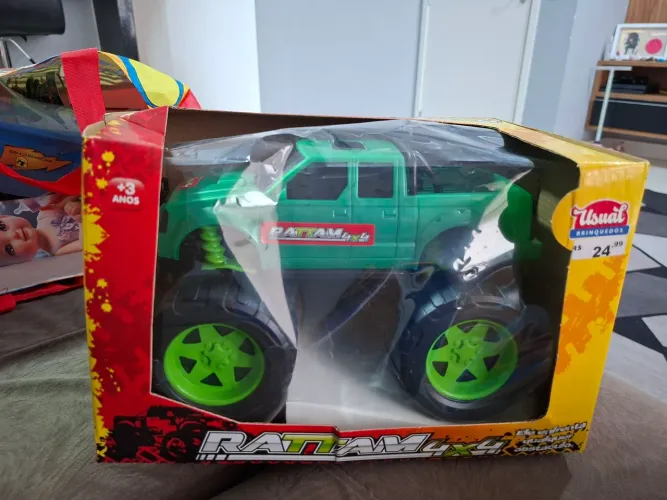Carro de brinquedo Rattan 4x4