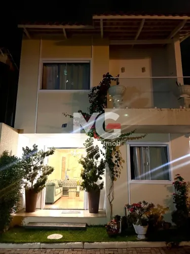 Casa com 3 suítes e varanda na Lagoa Seca, Juazeiro do Norte