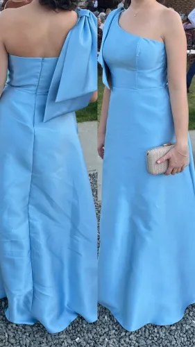 Vestido de festa azul serenity