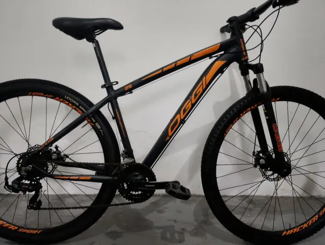Bicicleta OGGI HACKER SPORT