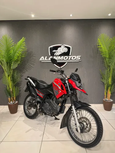 Crosser 2025