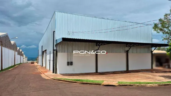 Galpões para alugar de 572 m2 à 2.815 m² em Condomìnio Fechado - Distrito Industrial - Cra