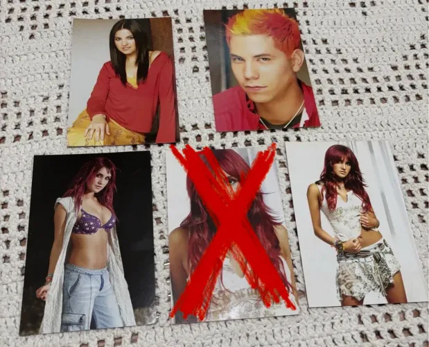 Lote com 4 Fotocards para o livro ilustrado Rebelde 2ª temporada