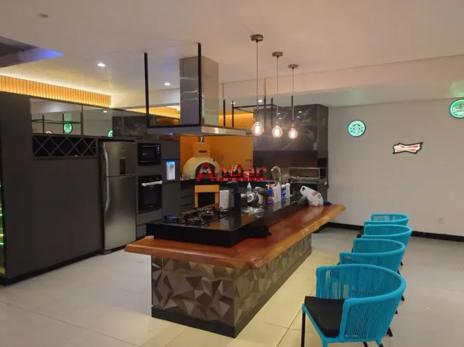 Casa em Solar Do Madeira com 480 m², 3 quarto(s), 3 suite(s), 3 vaga(s).