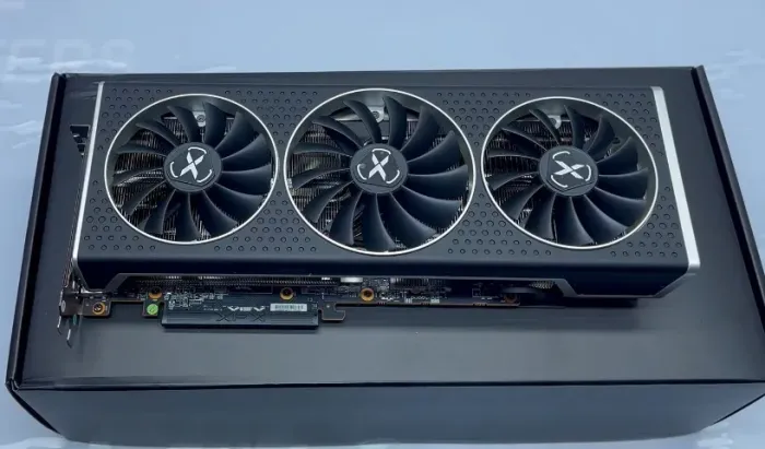 Placa de Video Rx 6700 XT 12GB Troca LEIA