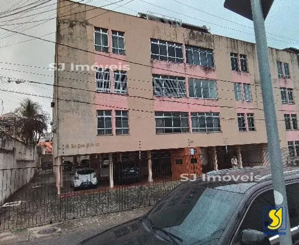 Apartamento com 1 suíte e 2 quartos próximo ao Colégio Farias Brito