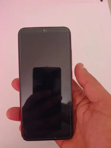 Motorola E6 plus vinho