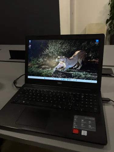 Dell Inspiron 15 i7 8ª Geração | SSD 256GB | Full HD | Excelente Estado