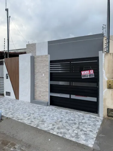 Casa com 3 quartos, sendo 1 suíte, garagem e quintal em Itabaiana/SE