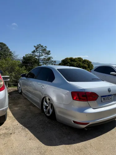 Volkswagen Jetta Comfortline 2.0 T.flex 8V 4P Tipt. 2013